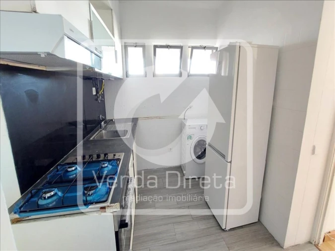 Apartamento T3 para Venda em Algueirão-Mem Martins Foto 6