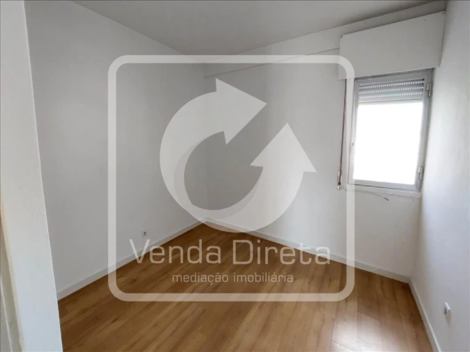 Apartamento T3 para Venda em Algueirão-Mem Martins Foto 9