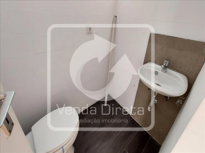 Apartamento T3 para Venda em Algueirão-Mem Martins Foto 17