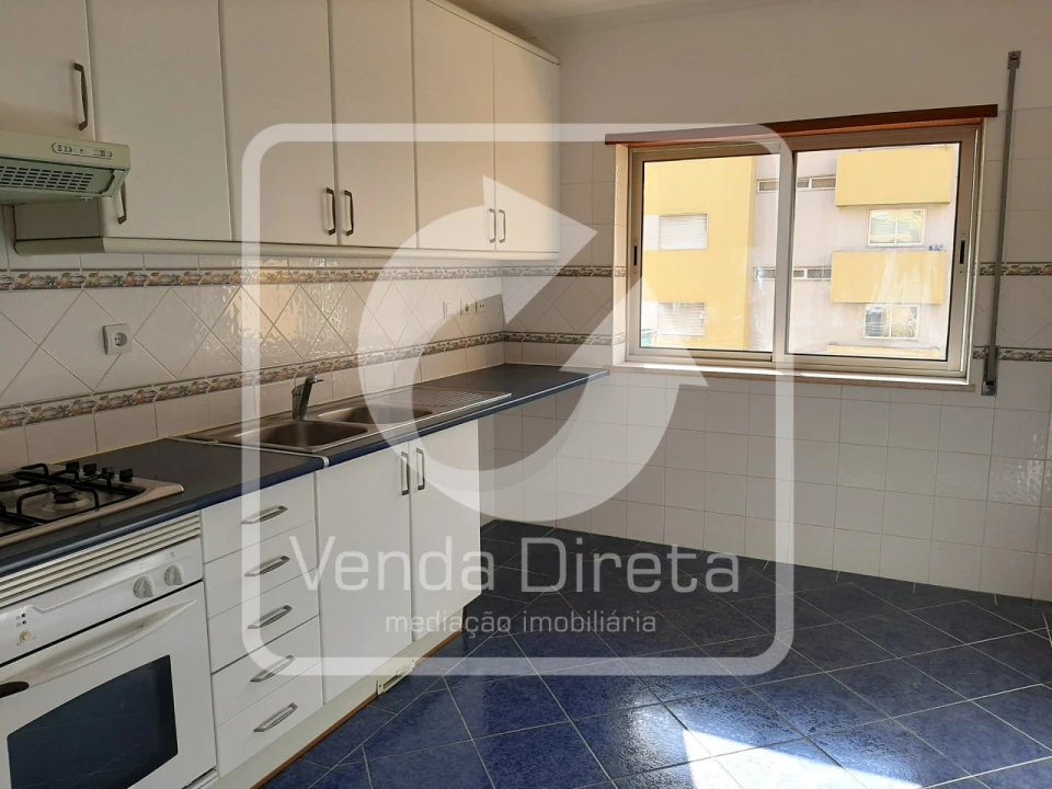 Apartamento T2 para Venda em Alto do Seixalinho, Santo André e Verderena Foto 4