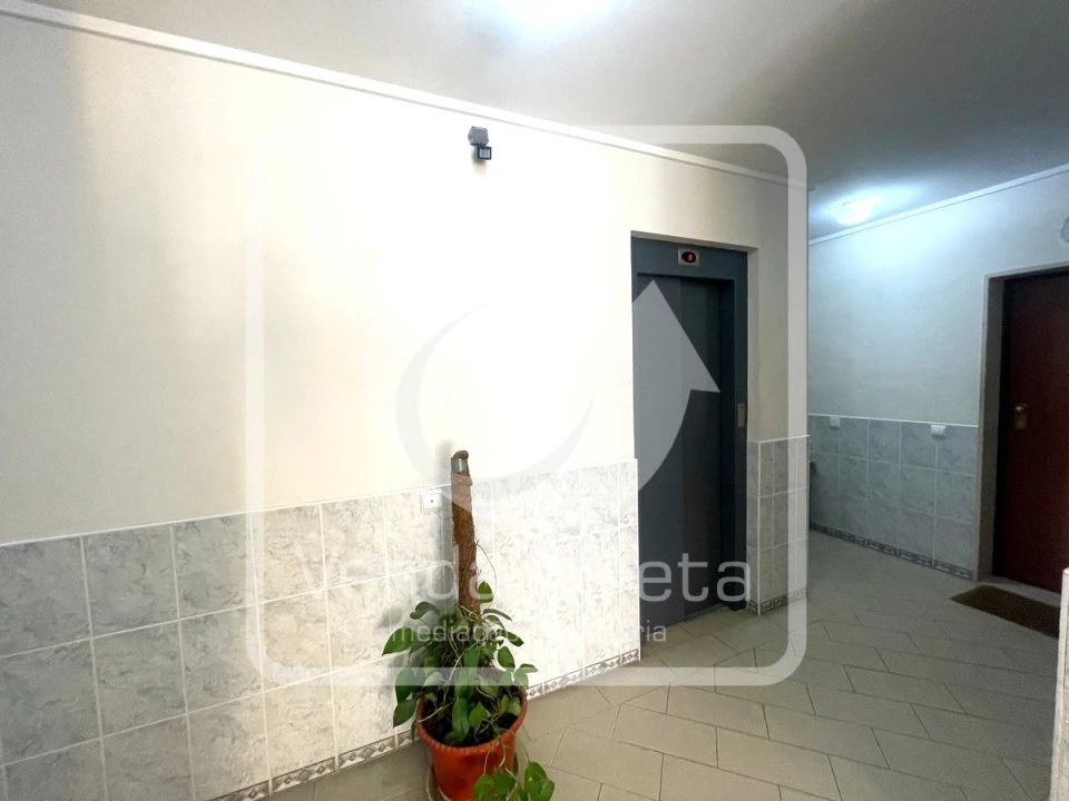 Apartamento T2 para Venda em Alto do Seixalinho, Santo André e Verderena Foto 18