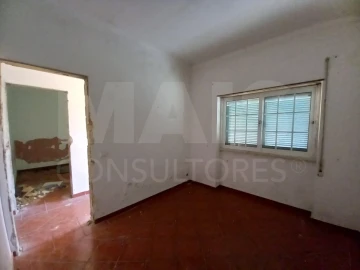 Moradia T5 para Venda em São Francisco