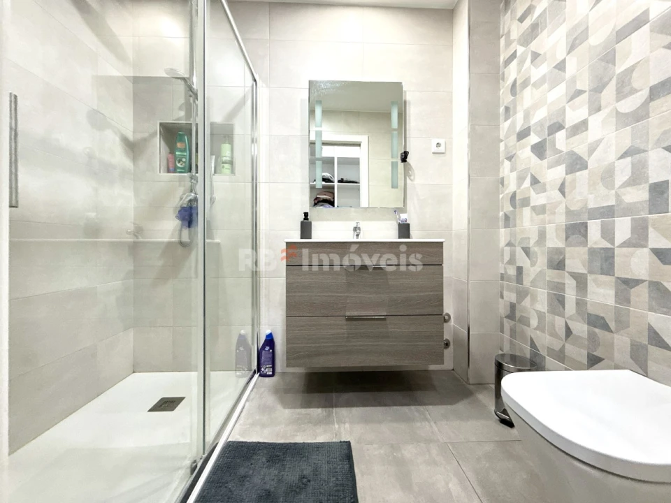 Apartamento T2 para Venda em São João Baptista Foto 28