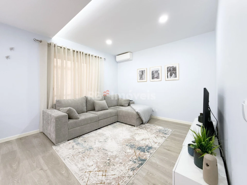 Apartamento T2 para Venda em São João Baptista Foto 13