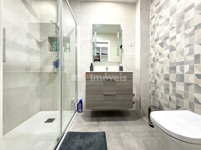 Apartamento T2 para Venda em São João Baptista Foto 28