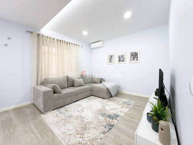 Apartamento T2 para Venda em São João Baptista Foto 13