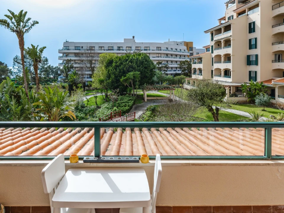 Apartamento T2 para Venda em Cascais e Estoril Foto 1