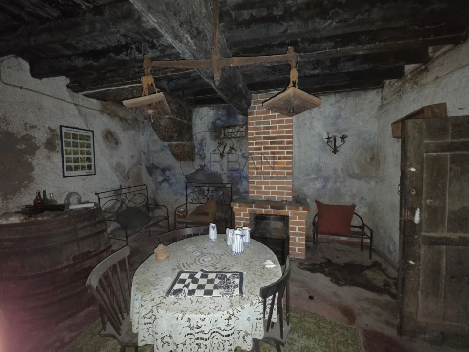 Moradia T3 para Venda em Cabanas de Viriato Foto 12