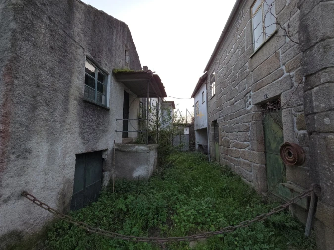 Moradia T3 para Venda em Cabanas de Viriato Foto 13