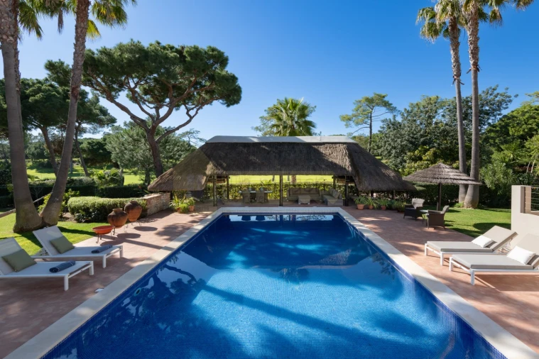 Moradia T5 para Venda em Quarteira Foto 24