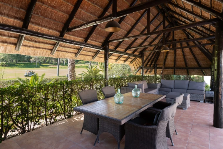 Moradia T5 para Venda em Quarteira Foto 27