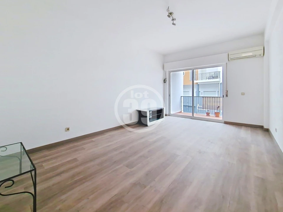 Apartamento T2 para Venda em Albufeira e Olhos de Água Foto 1