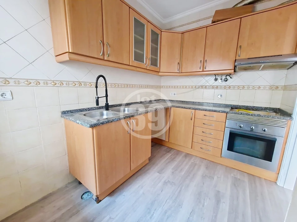 Apartamento T2 para Venda em Albufeira e Olhos de Água Foto 4