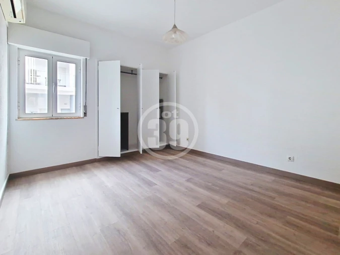 Apartamento T2 para Venda em Albufeira e Olhos de Água Foto 16