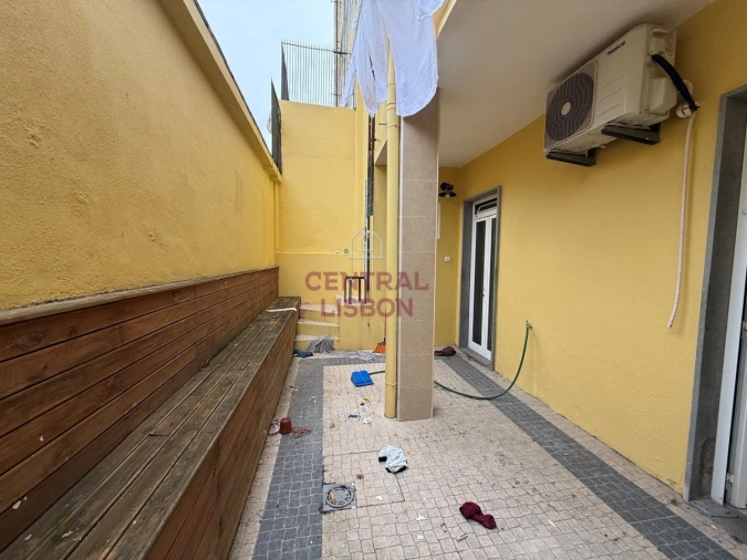 Apartamento T4 para Venda em Arroios Foto 9