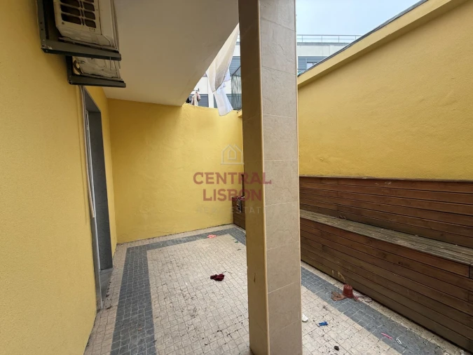 Apartamento T4 para Venda em Arroios Foto 11