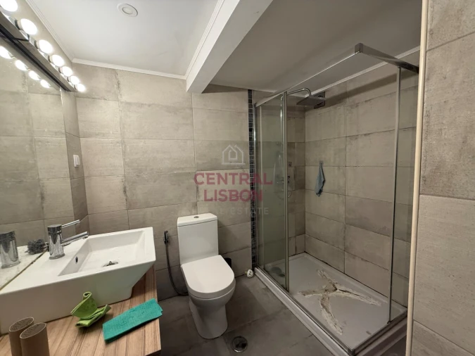 Apartamento T4 para Venda em Arroios Foto 21