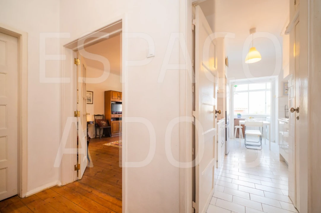 Quarto para Arrendamento em Alvalade Foto 9