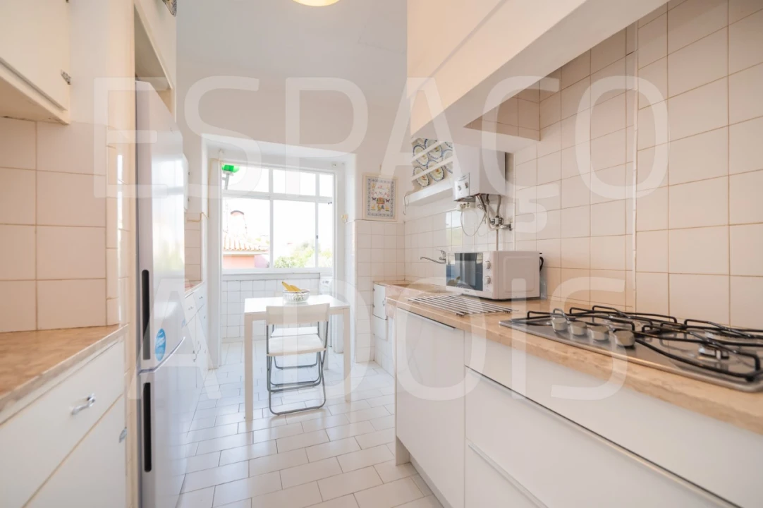 Quarto para Arrendamento em Alvalade Foto 11