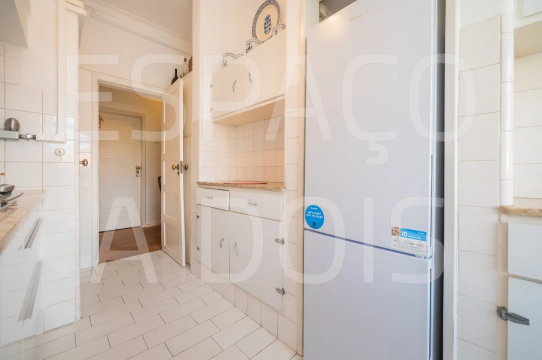 Quarto para Arrendamento em Alvalade Foto 13