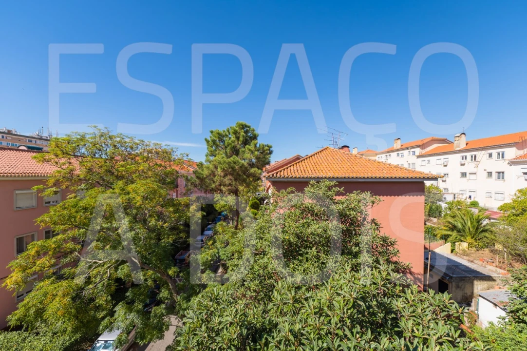 Quarto para Arrendamento em Alvalade Foto 24