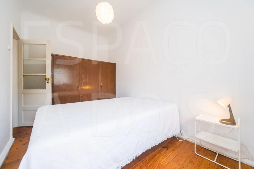 Quarto para Arrendamento em Alvalade Foto 22