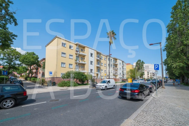 Quarto para Arrendamento em Alvalade Foto 31