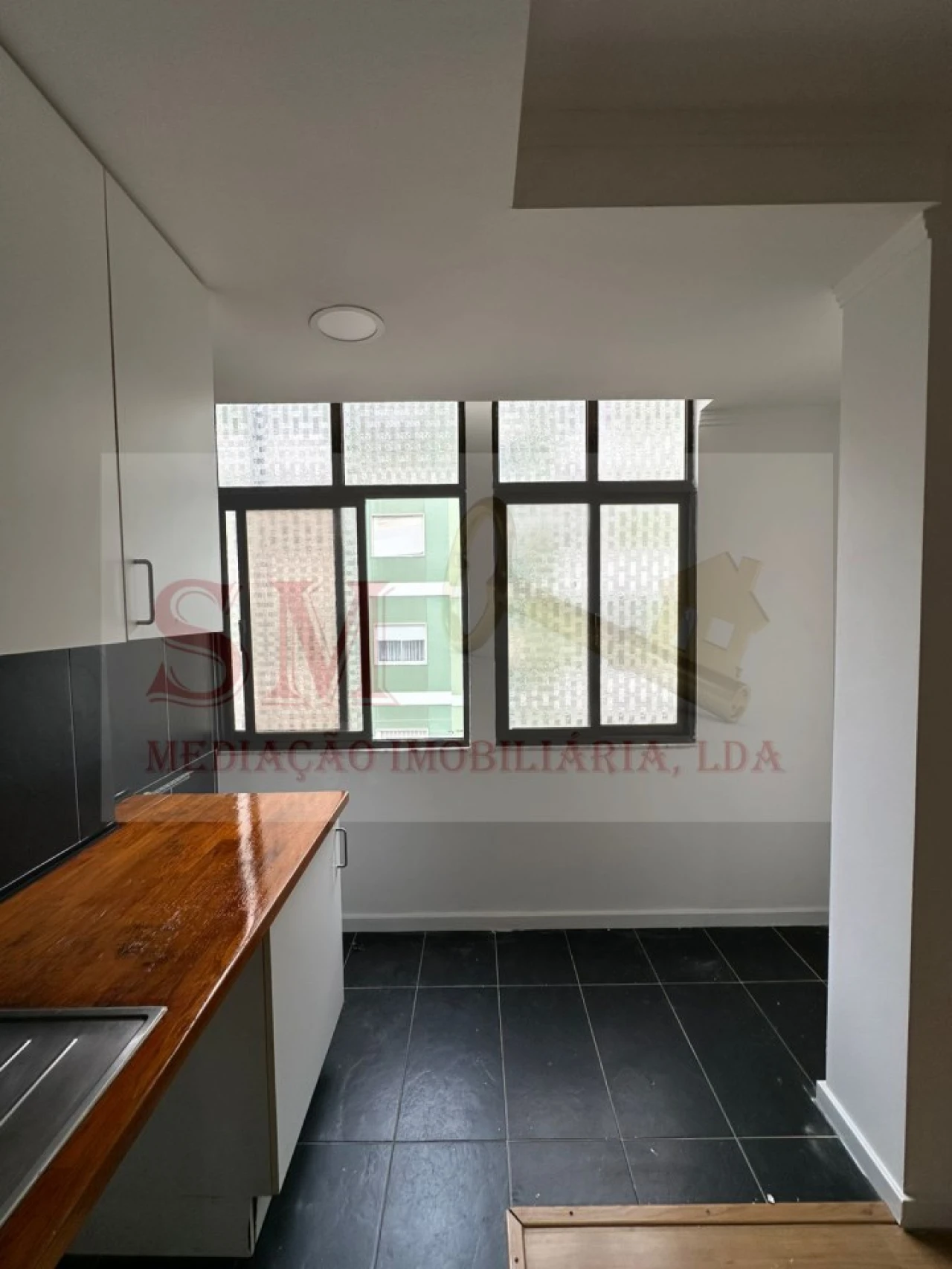 Apartamento T2 para Venda em Baixa da Banheira e Vale da Amoreira Foto 8