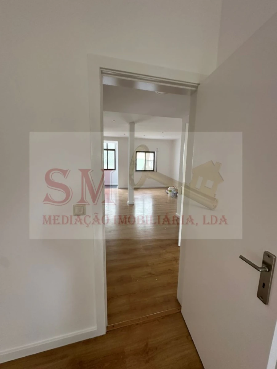 Apartamento T2 para Venda em Baixa da Banheira e Vale da Amoreira Foto 11