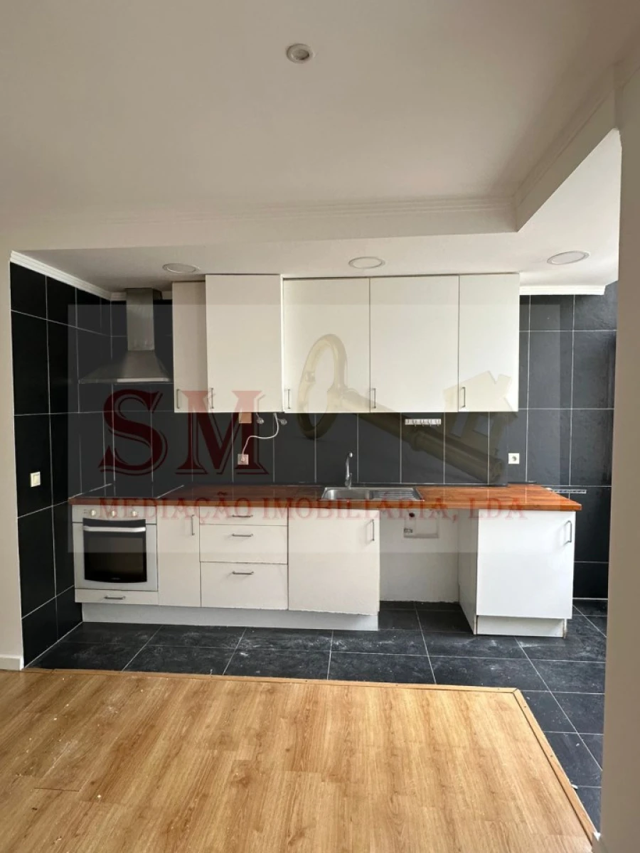 Apartamento T2 para Venda em Baixa da Banheira e Vale da Amoreira Foto 26