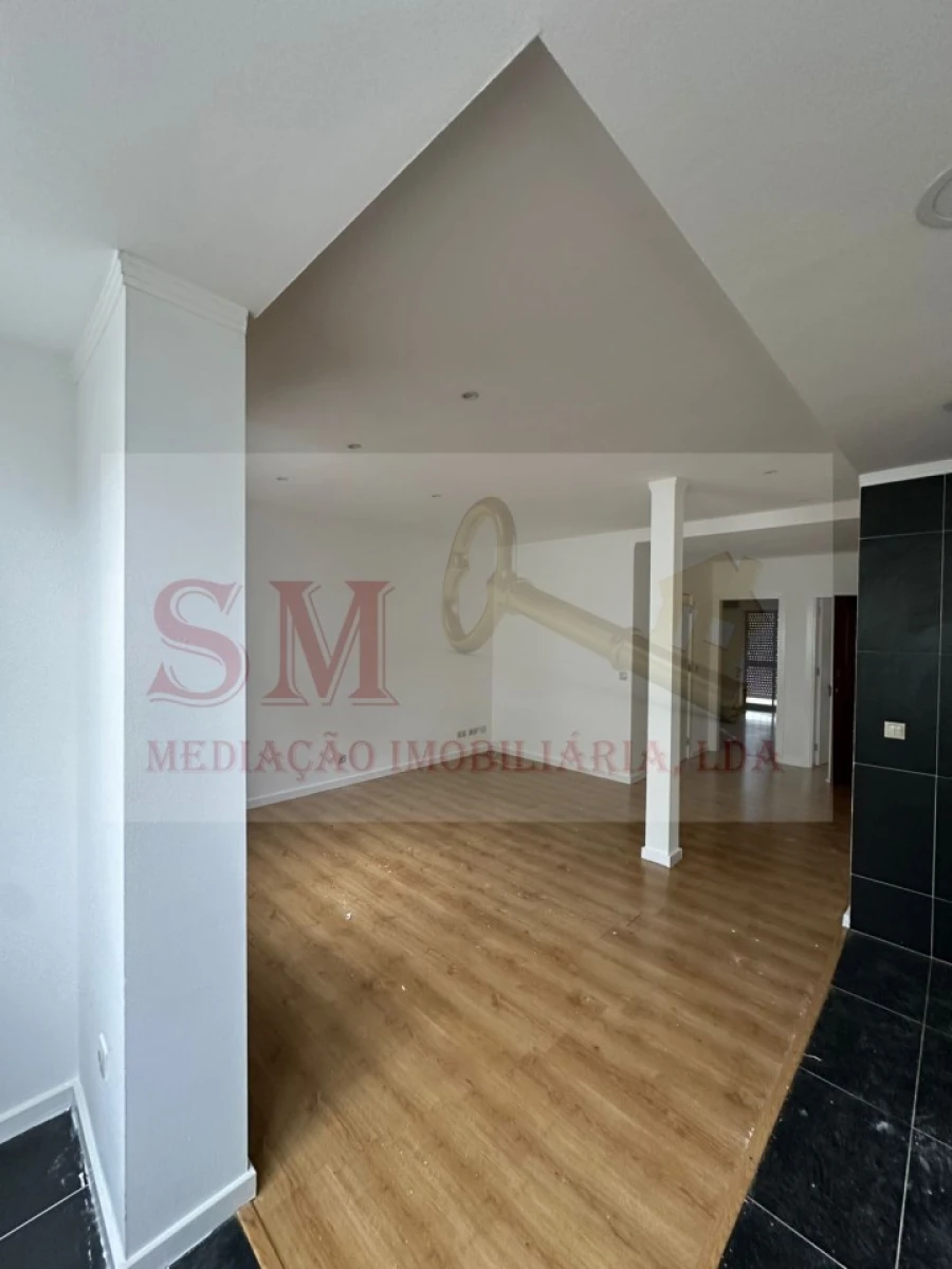 Apartamento T2 para Venda em Baixa da Banheira e Vale da Amoreira Foto 29