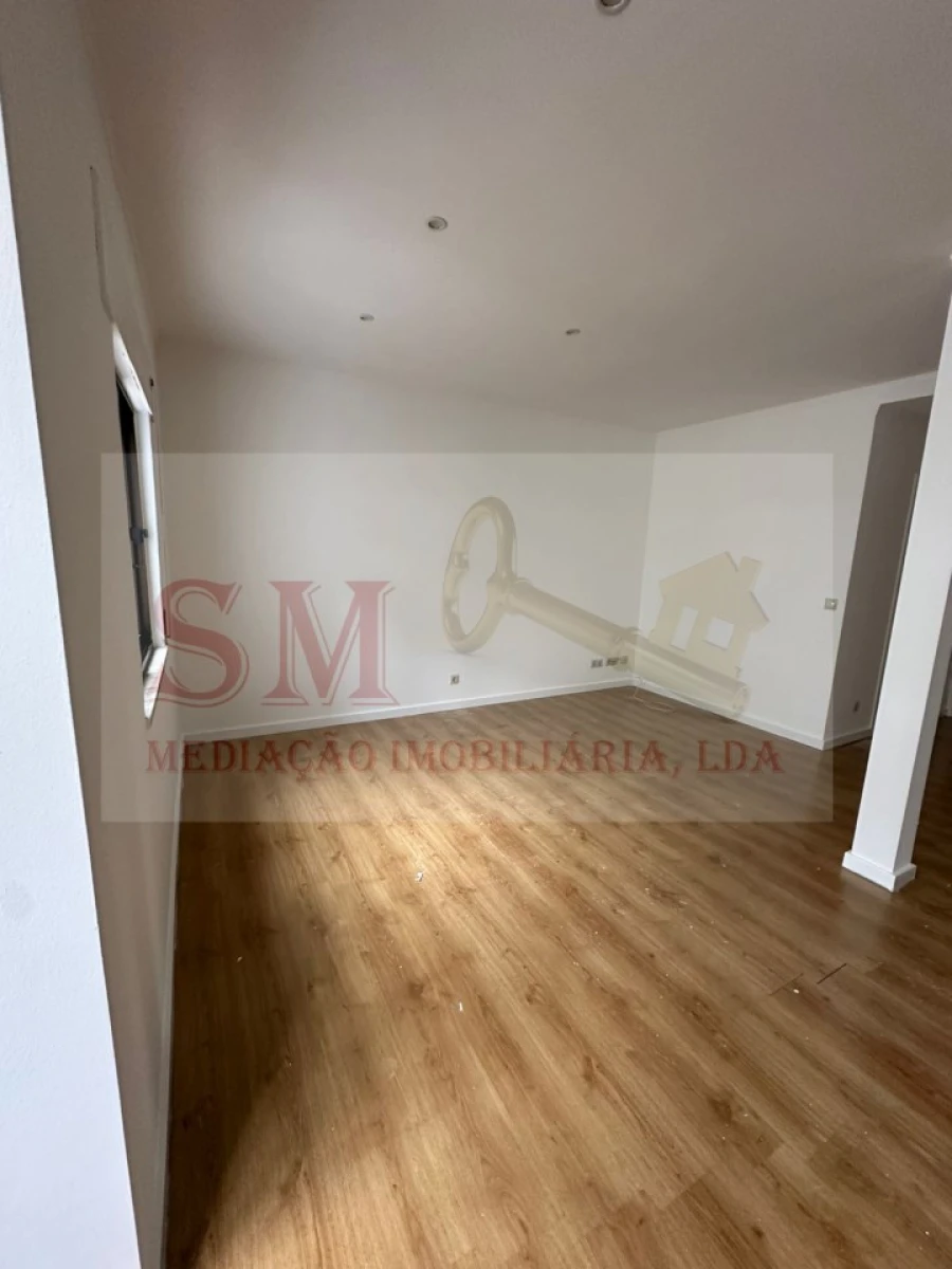 Apartamento T2 para Venda em Baixa da Banheira e Vale da Amoreira Foto 30