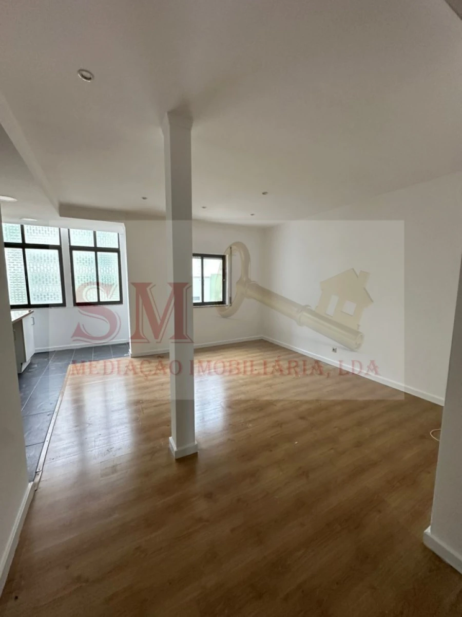 Apartamento T2 para Venda em Baixa da Banheira e Vale da Amoreira Foto 31