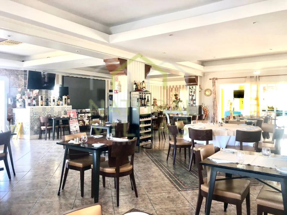 Moradia para Venda em Albufeira e Olhos de Água Foto 23