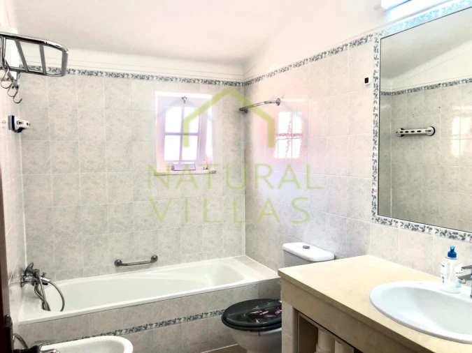 Moradia para Venda em Albufeira e Olhos de Água Foto 17