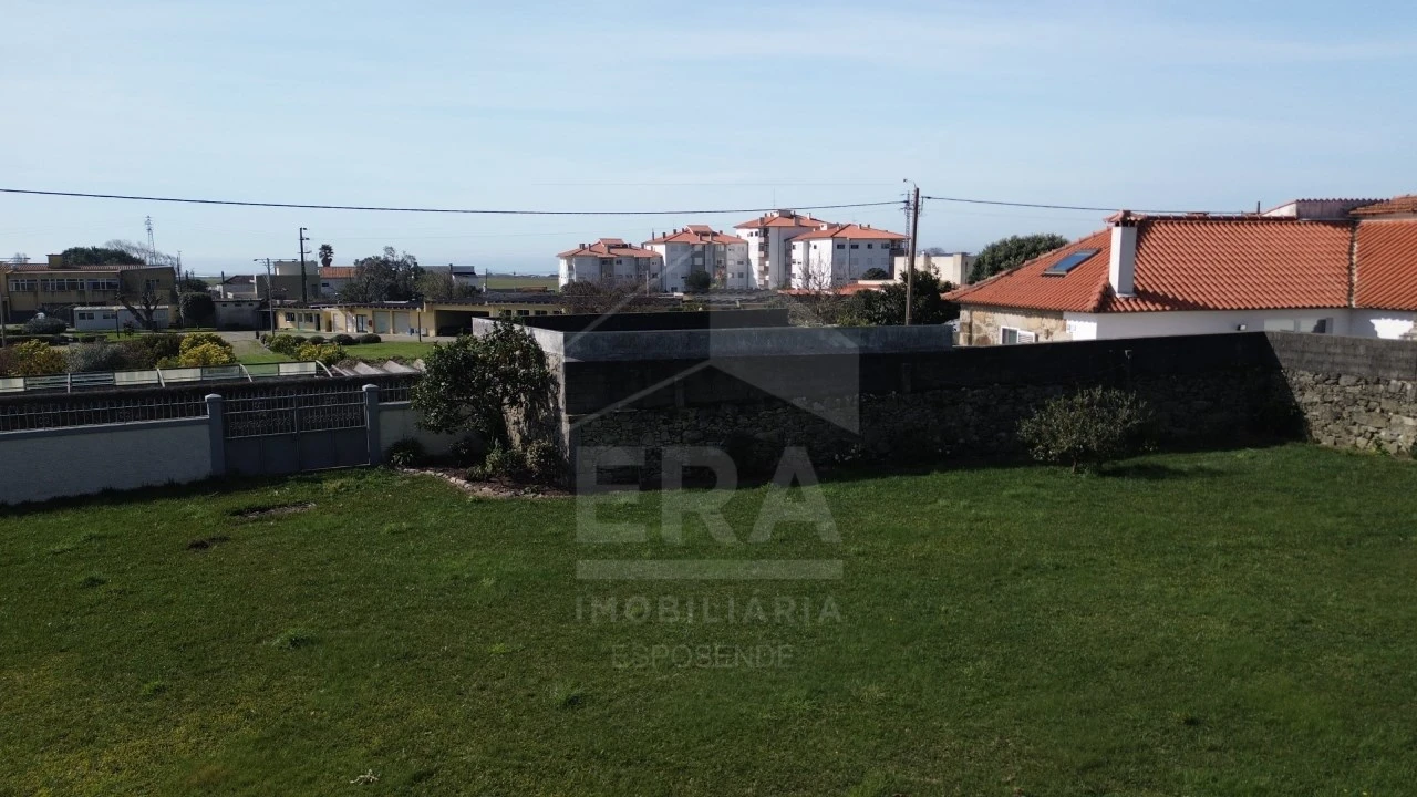 Terreno para Venda em Areosa Foto 2