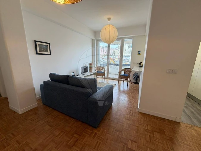 Apartamento T1 para Arrendamento em Lumiar Foto 20