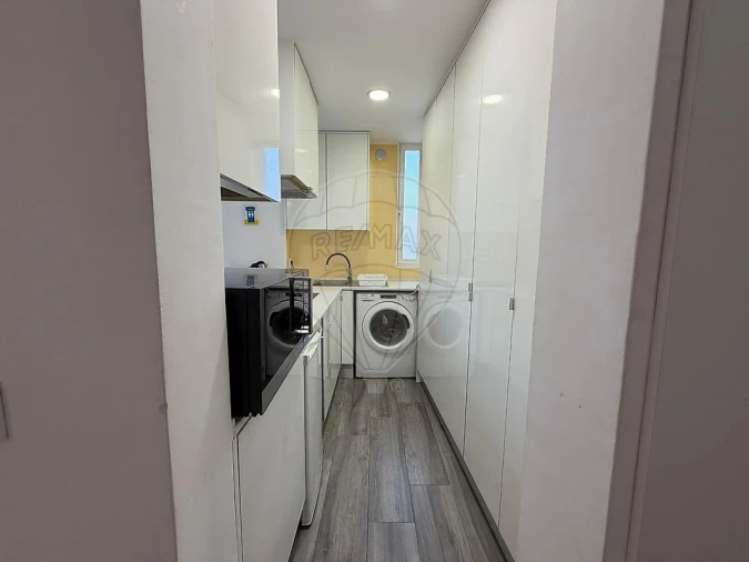 Apartamento T1 para Arrendamento em Lumiar Foto 17