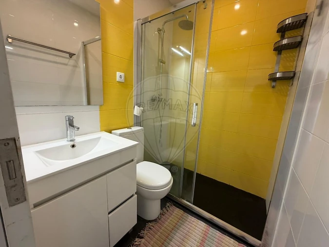 Apartamento T1 para Arrendamento em Lumiar Foto 9