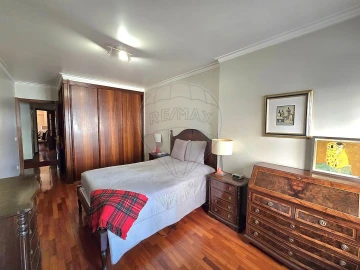 Apartamento T2 para Arrendamento em São Domingos de Benfica