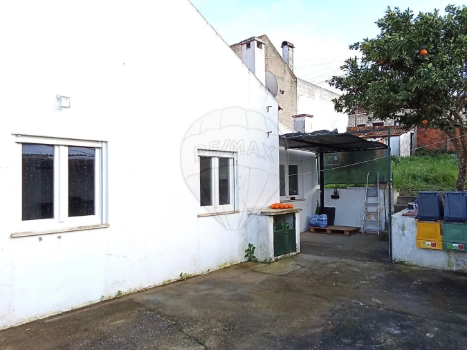 Moradia T1 para Venda em Vale de Santarem Foto 14