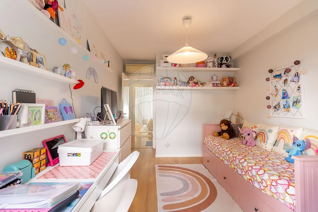 Apartamento T2 para Venda em Santo António dos Cavaleiros e Frielas Foto 10