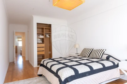 Apartamento T2 para Arrendamento em Carnide