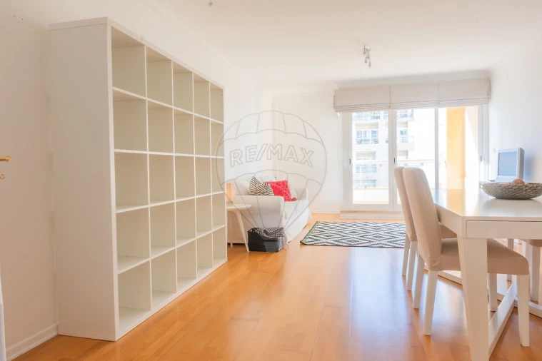 Apartamento T2 para Arrendamento em Carnide Foto 28