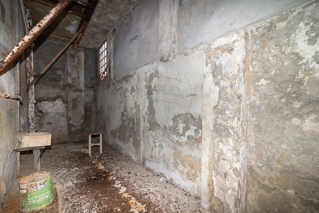 Prédio para Venda em Vila Franca de Xira Foto 22