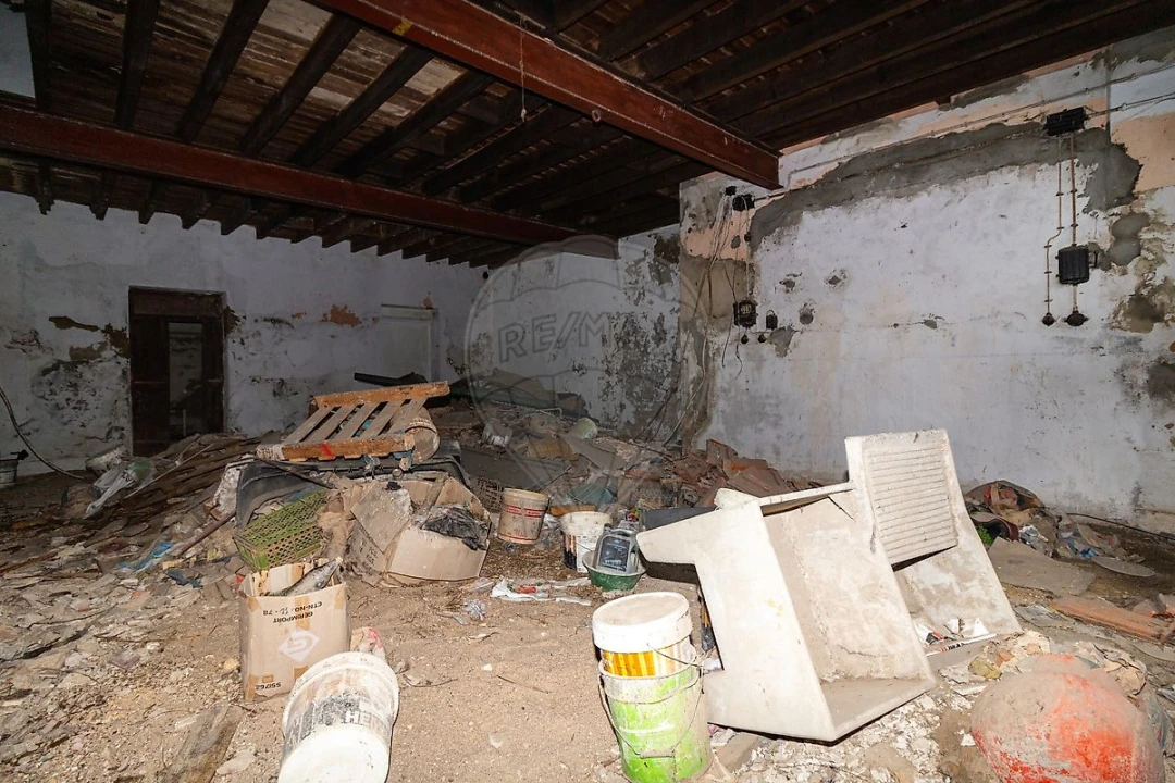 Prédio para Venda em Vila Franca de Xira Foto 24