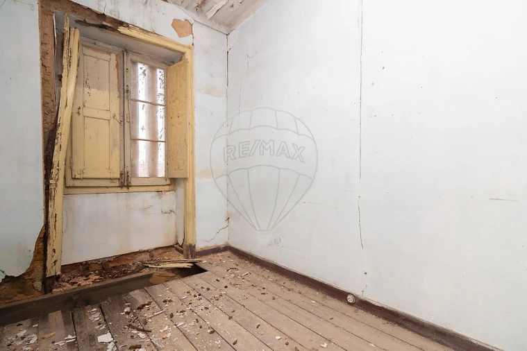 Prédio para Venda em Vila Franca de Xira Foto 19