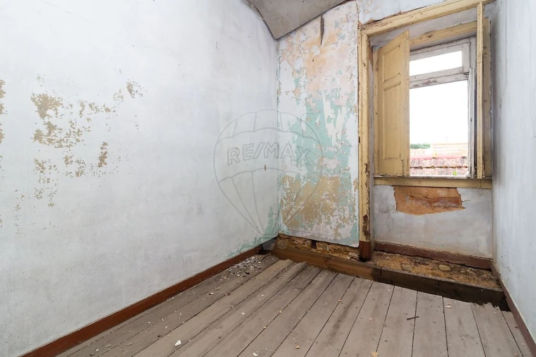 Prédio para Venda em Vila Franca de Xira Foto 13