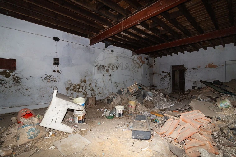 Prédio para Venda em Vila Franca de Xira Foto 26