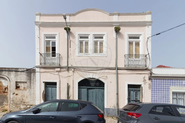 Prédio para Venda em Vila Franca de Xira Foto 4